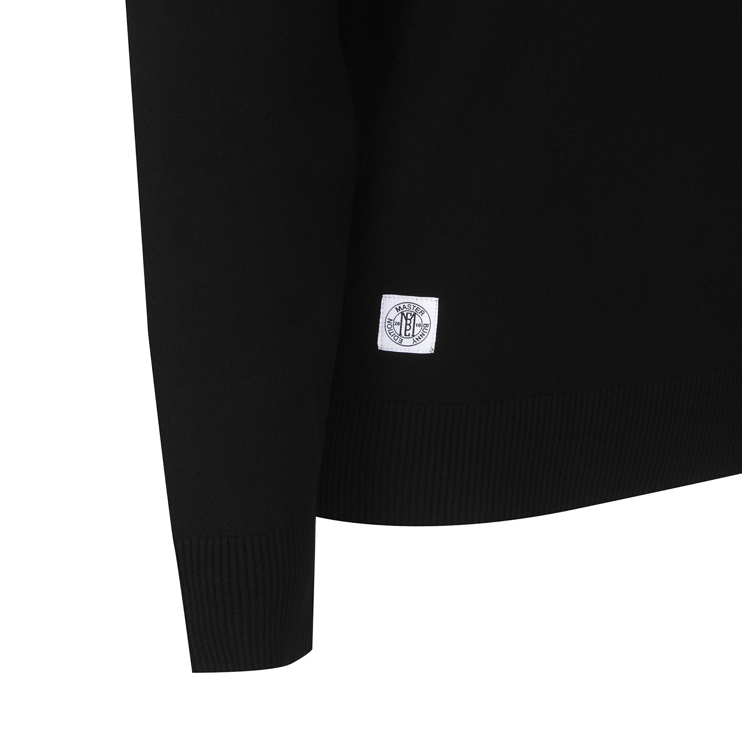 Áo knit golf nữ chữ nổi trước màu đen — ảnh 4