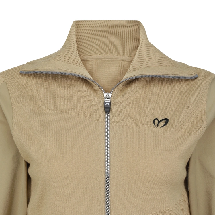 Áo knit golf nữ tay dài phối chất liệu màu be — ảnh 3
