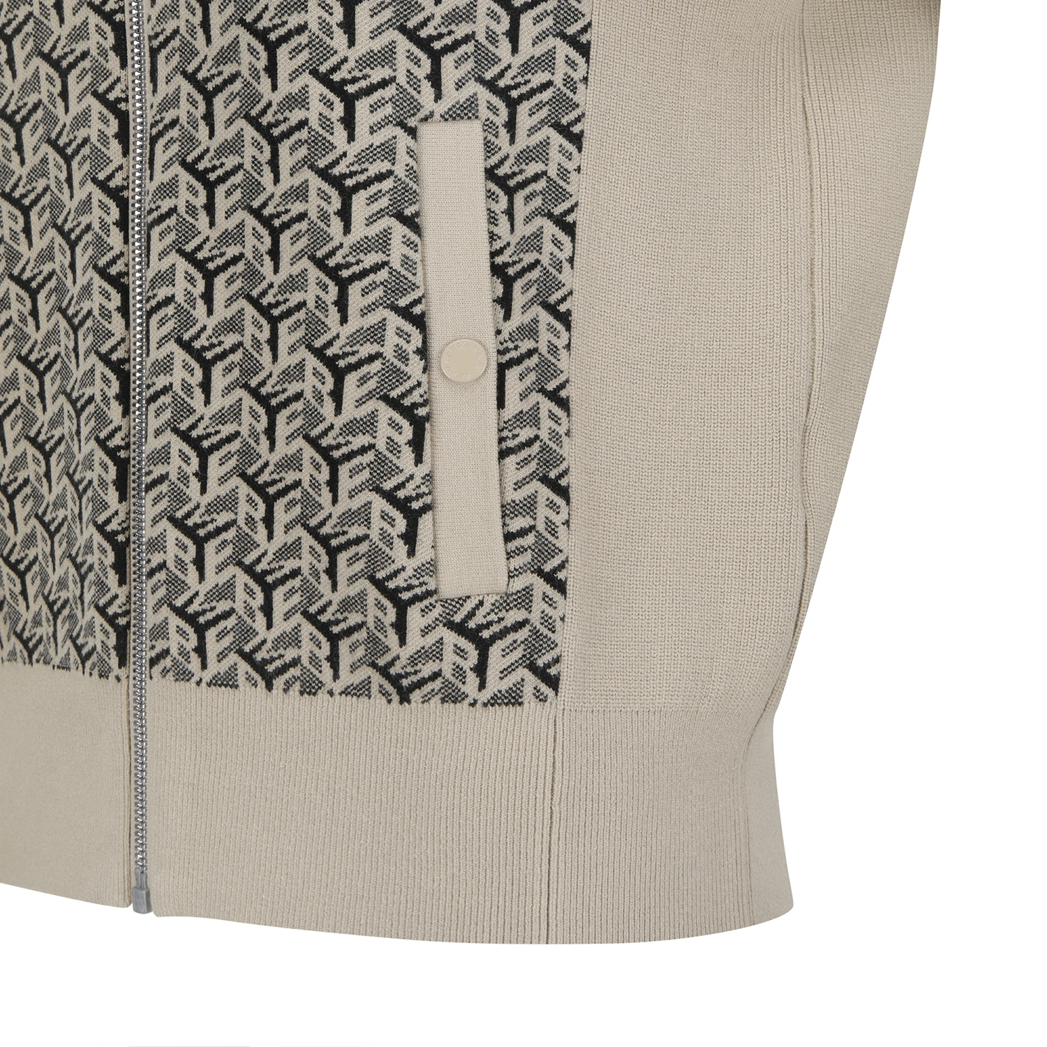 Áo knit golf nữ cổ đứng họa tiết Monogram màu be — ảnh 5