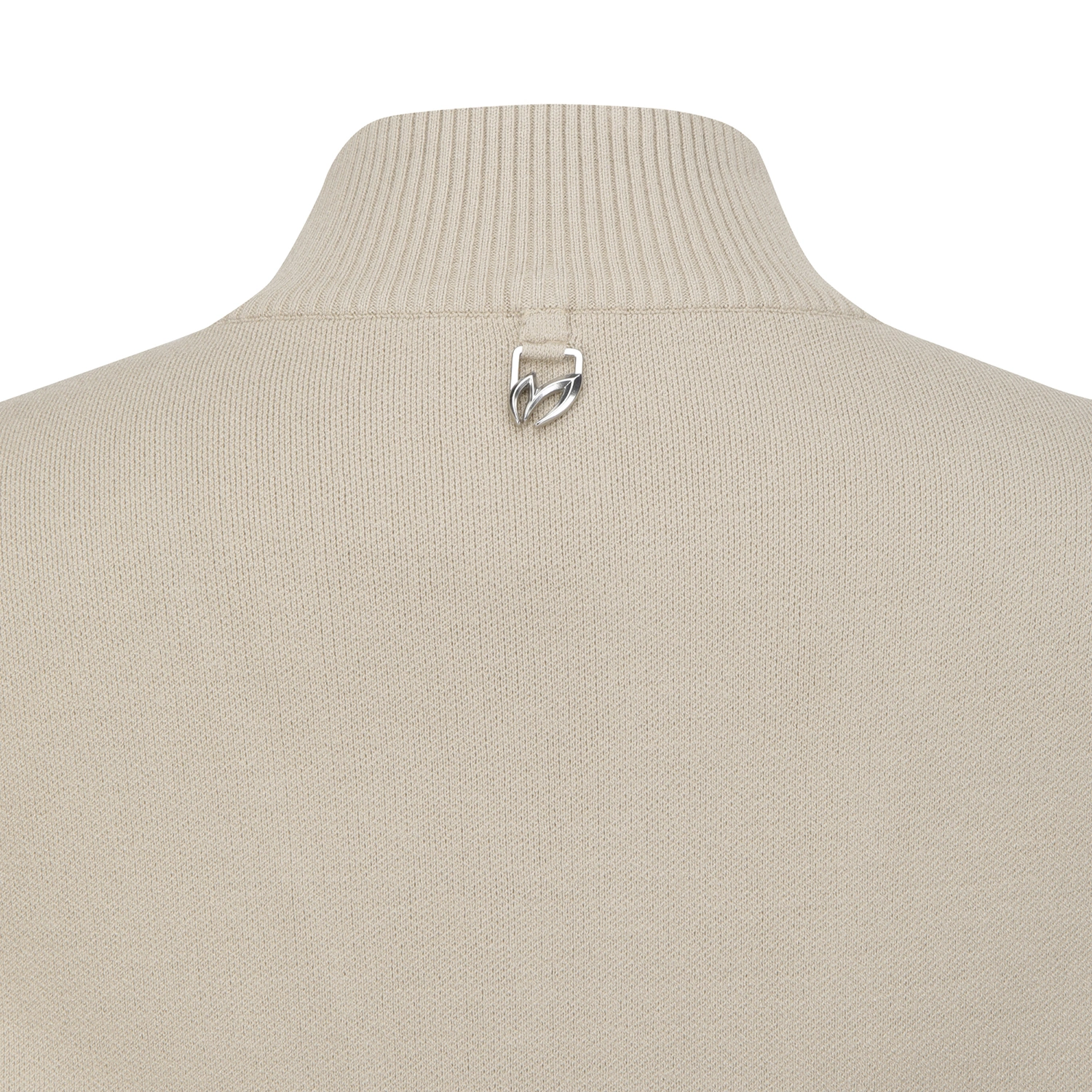 Áo knit golf nữ cổ đứng họa tiết Monogram màu be — ảnh 6