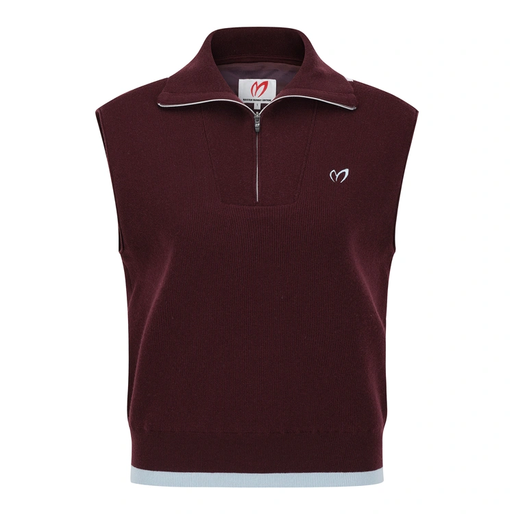 Áo vest golf nữ cổ trụ phối khóa màu đỏ rượu vang — Master Bunny Edition | Seoul Golf Fashion